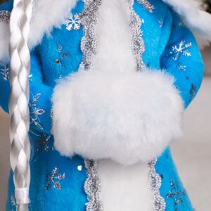 Фигура Снегурочка - Зимняя красавица в голубой шубке 35 см Батик фото 6