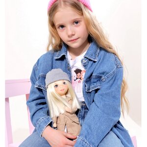 Мягкая кукла Sweet Sisters: Mia в бежевом тренче 32 см, коллекция Европейская зима Orange Toys (Орандж Тойс) фото 8