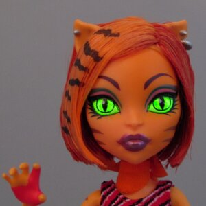Кукла Торалей Страйп Она живая 26 см движение звук подсветка (Monster High) Mattel фото 2