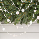 Бусы на елку Vintage - Sun and Moon 270 см белые, пластиковые 