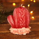 Новогодняя свеча Варежка - Warm Christmas 8 см